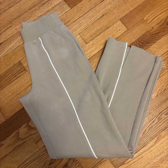 Spanx AirEssentials Pique Straight Leg Pant - Picture 1 of 6